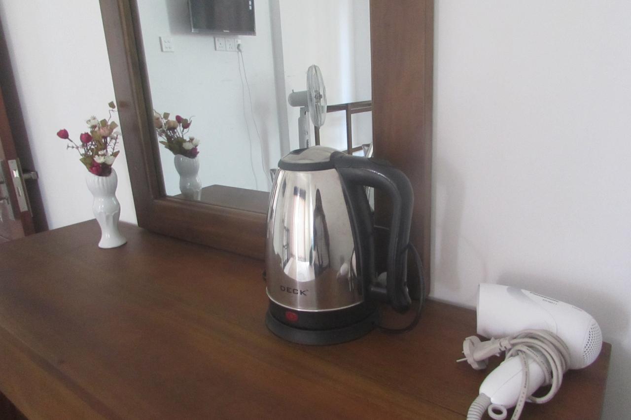 Red Chillies Tourist Inn Κάντι Εξωτερικό φωτογραφία