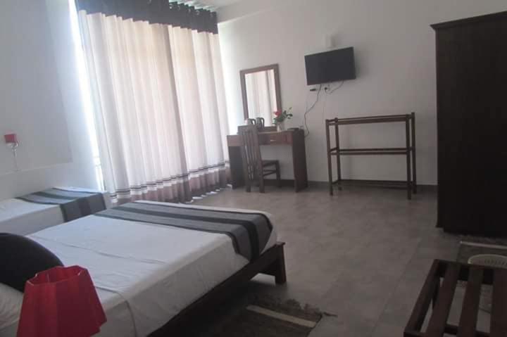 Red Chillies Tourist Inn Κάντι Εξωτερικό φωτογραφία
